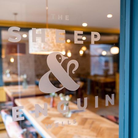 韦尔斯 The Sheep And Penguin酒店 外观 照片